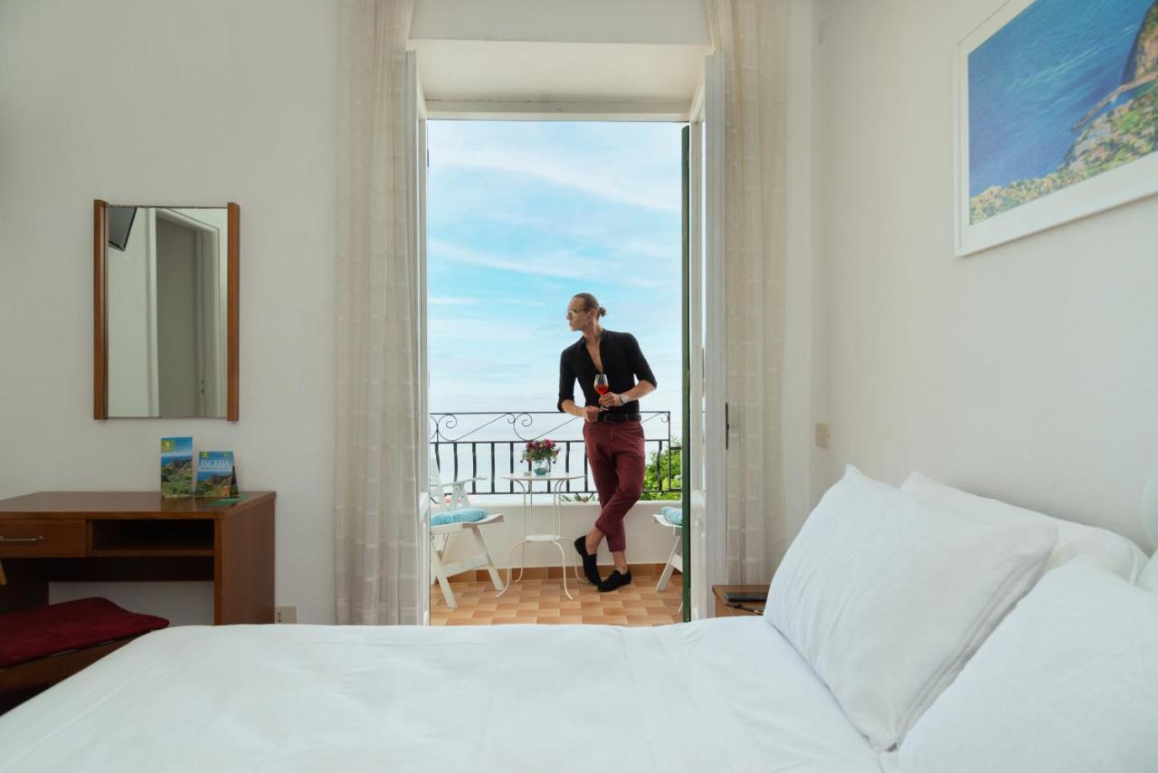 Villa Bina Sea Hotel Sant'Angelo  Exterior photo