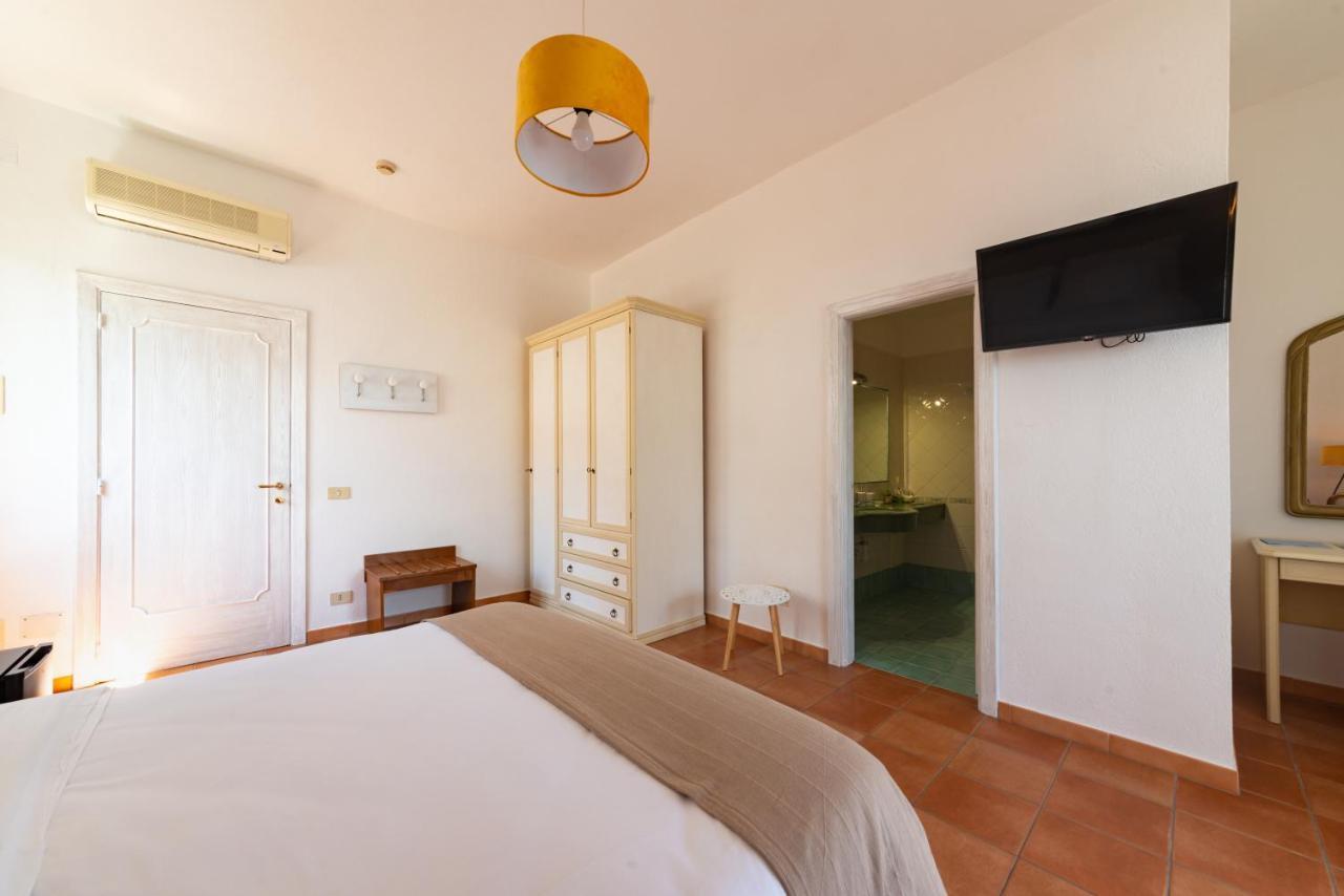 Villa Bina Sea Hotel Sant'Angelo  Exterior photo