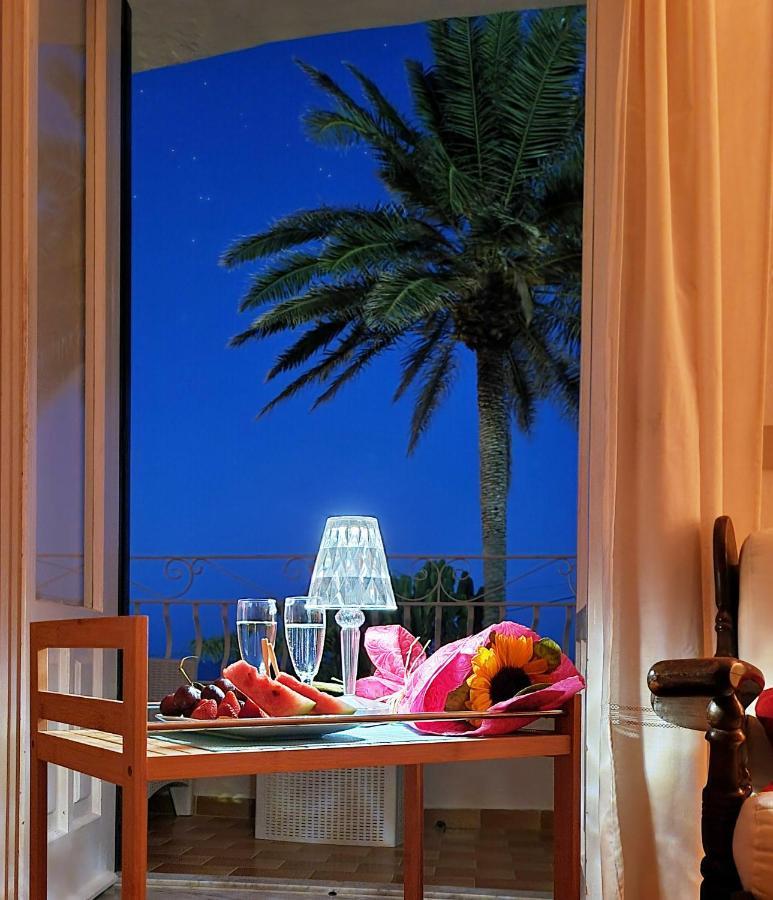Villa Bina Sea Hotel Sant'Angelo  Exterior photo
