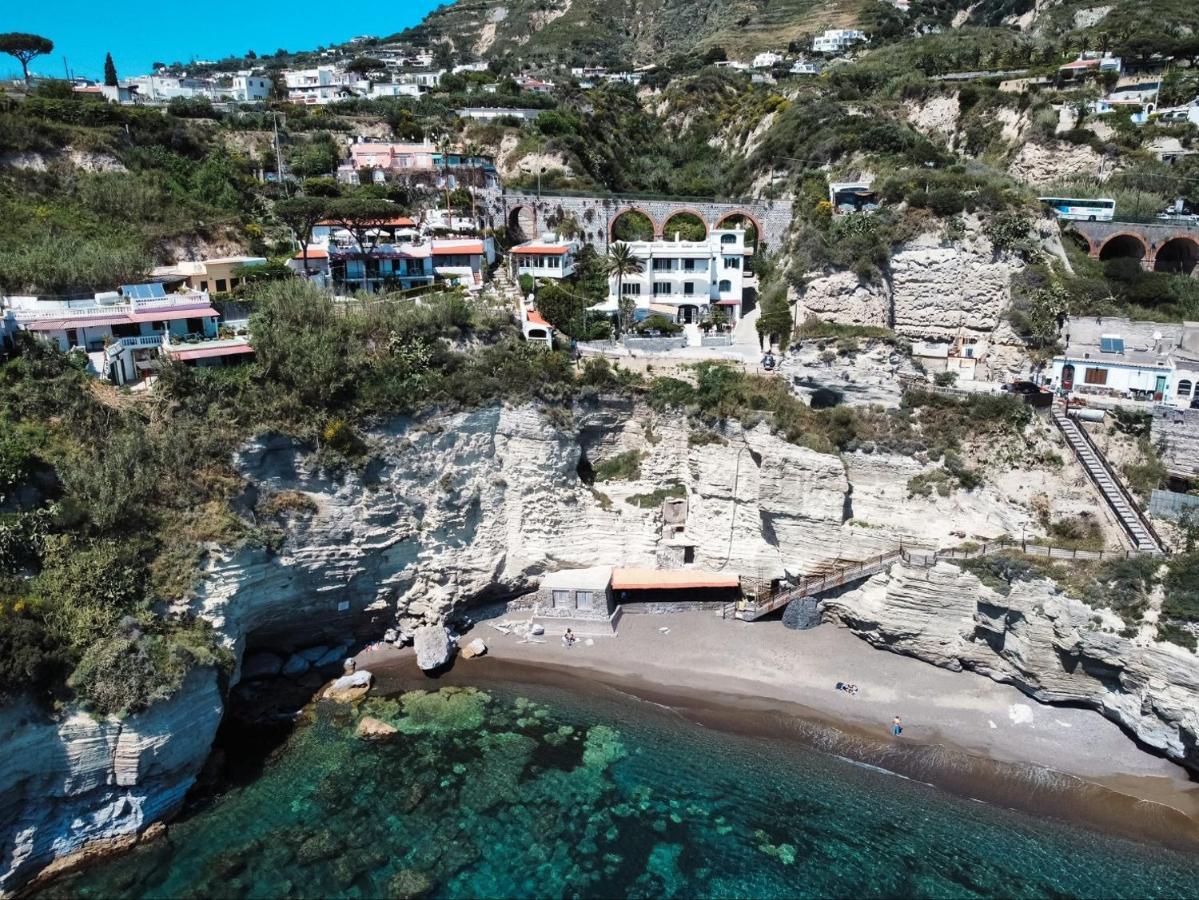 Villa Bina Sea Hotel Sant'Angelo  Exterior photo